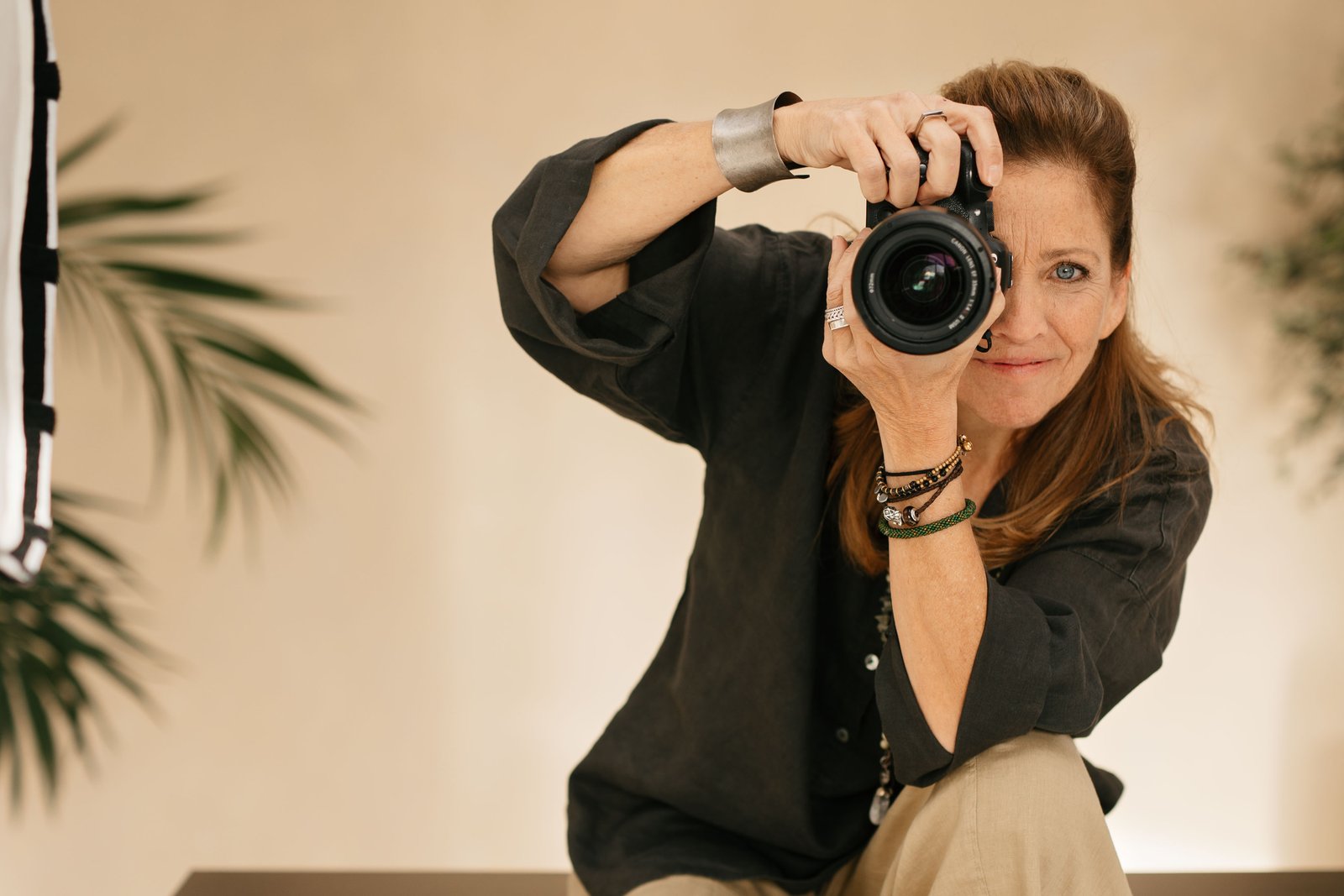 Caro Leriche aan het fotograferen